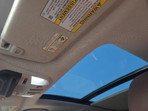 Used 2019 Subaru Ascent Touring AWD/4WD image 7