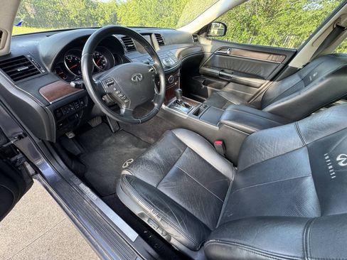 Used 2010 INFINITI M35 w/ Technology Pkg RWD image 12