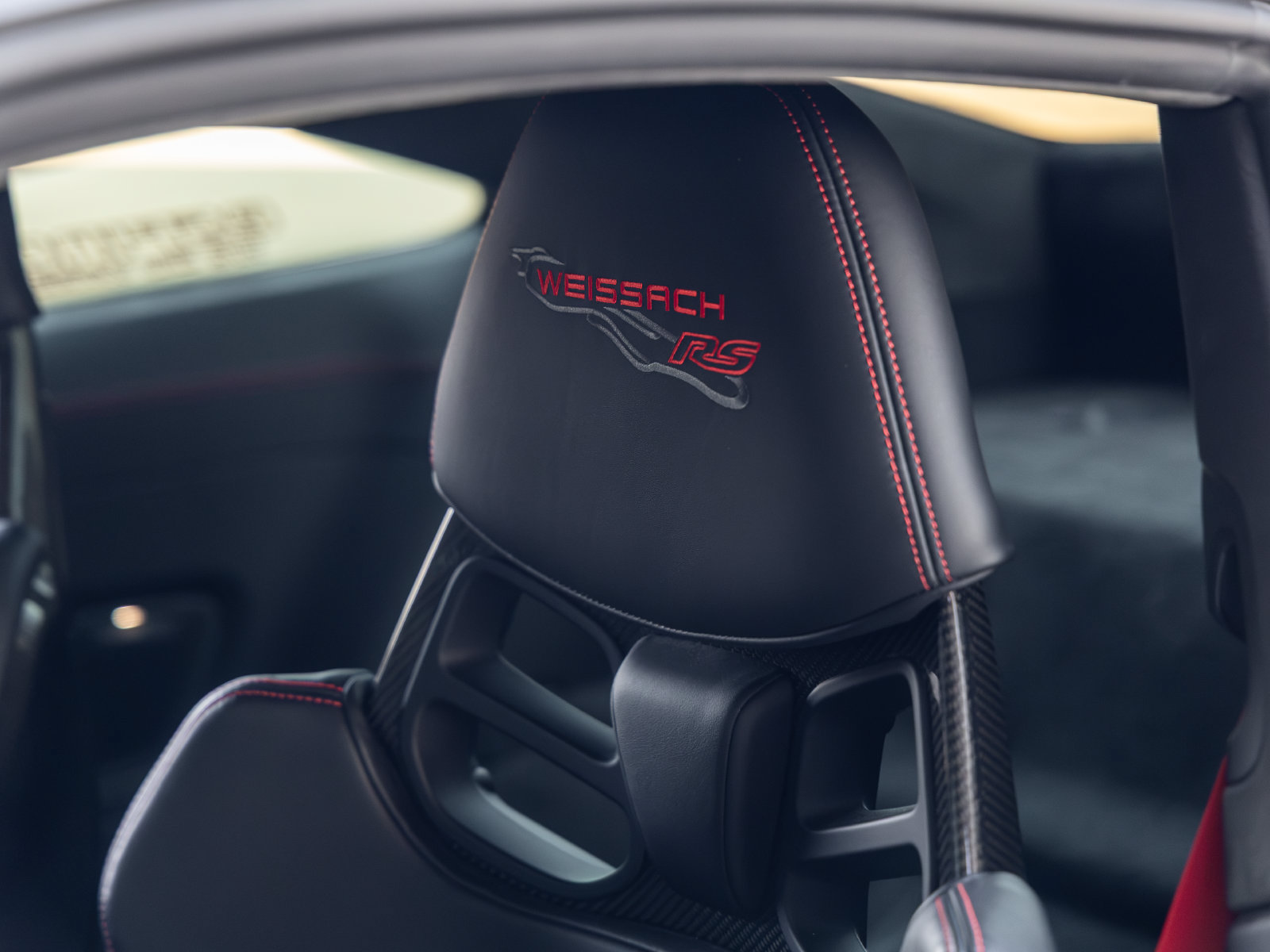 Certified 2025 Porsche 911 GT3 RS RWD image 42