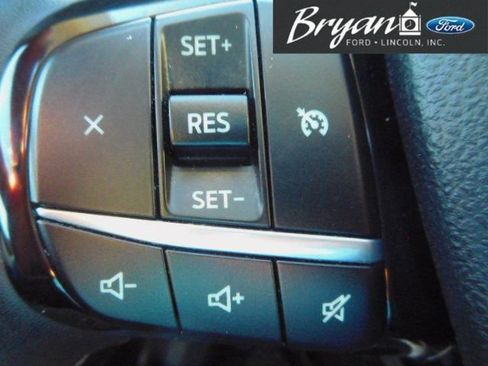 Used 2022 Ford Escape SE w/ Convenience Package image 32