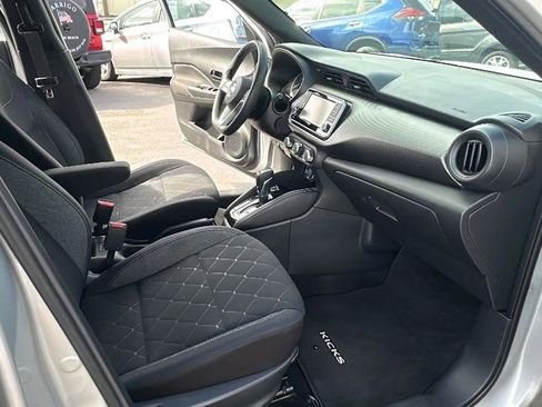 Used 2019 Nissan Kicks S FWD image 32