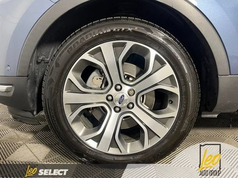 Used 2018 Ford Explorer Platinum AWD/4WD image 28