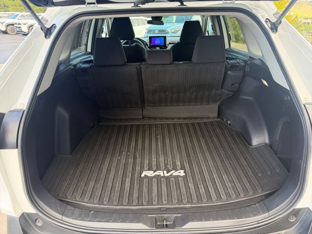 Certified 2024 Toyota RAV4 LE AWD/4WD image 13