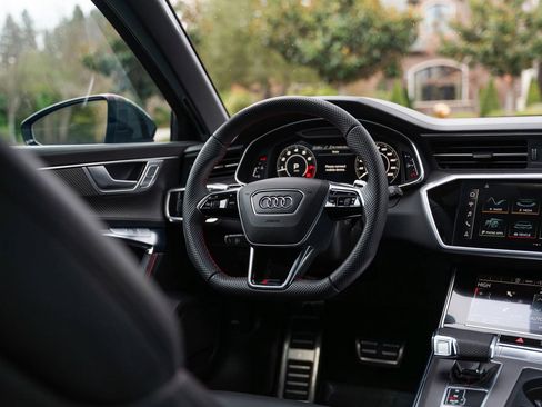 Used 2022 Audi RS 6 image 11