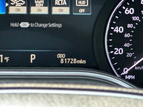 Used 2020 Toyota Avalon Limited image 20