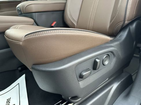 New 2026 Chevrolet Tahoe High Country image 25