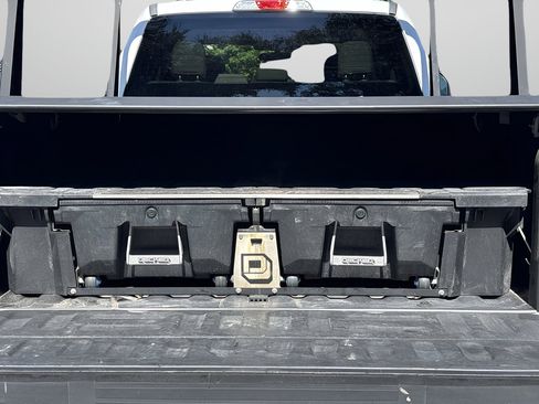 Used 2022 Ford F350 XL w/ Power Equipment Group image 8