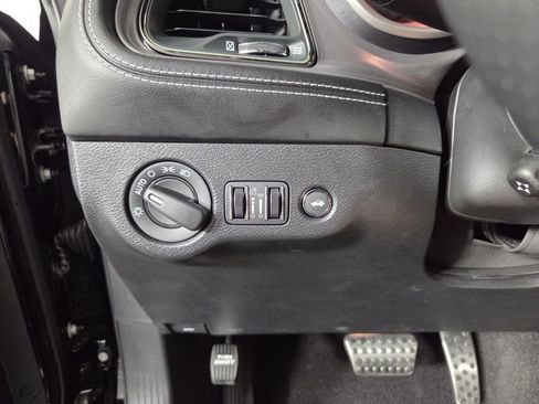 Used 2023 Dodge Challenger SRT Hellcat image 21