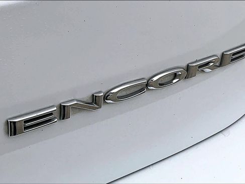 Used 2018 Buick Encore Preferred image 9