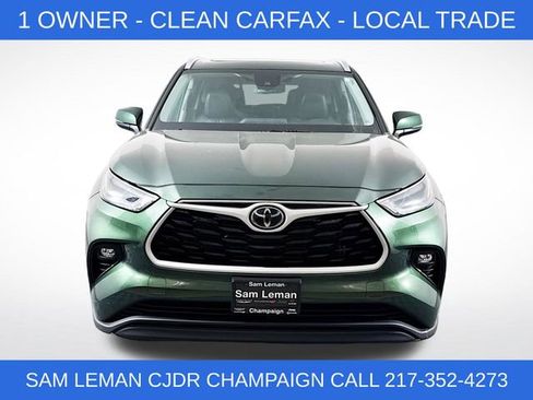 Used 2023 Toyota Highlander XLE image 2