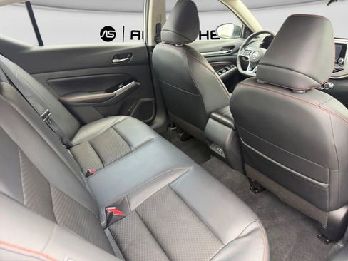 Used 2023 Nissan Altima 2.5 SR FWD image 31