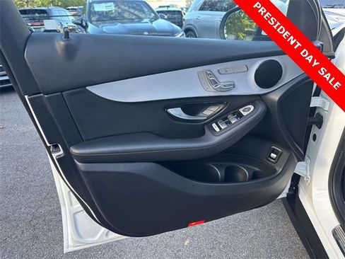 Certified 2022 Mercedes-Benz GLC 300 4MATIC image 12