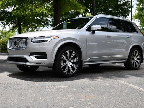Used 2024 Volvo XC90 B6 Ultimate w/ Protection Package AWD/4WD image 3