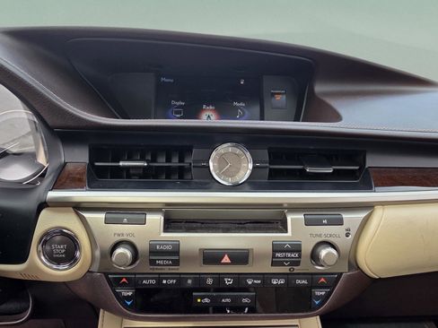 Used 2017 Lexus ES 350 image 17