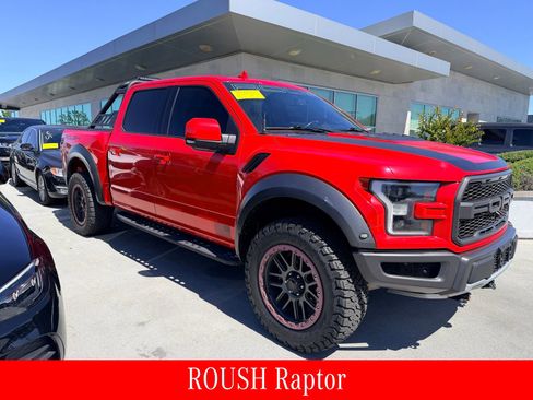 Used 2019 Ford F150 Raptor w/ Equipment Group 802A Luxury AWD/4WD image 1