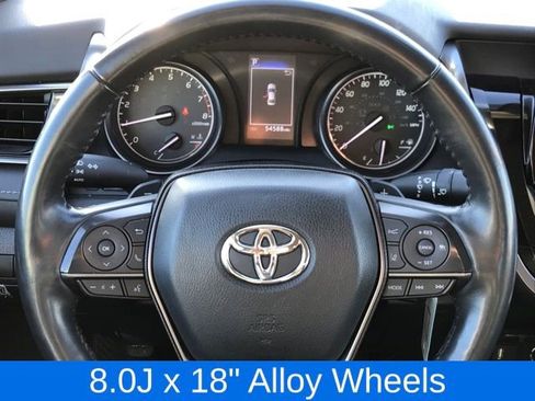 Used 2023 Toyota Camry SE image 8