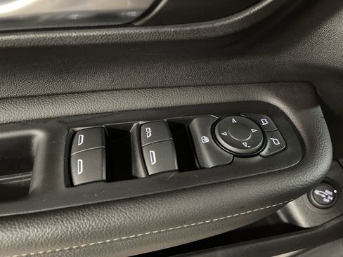 Used 2022 GMC Terrain Denali w/ Denali Premium Package image 9