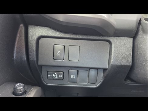 Used 2023 Toyota Tacoma SR5 w/ Technology Package AWD/4WD image 12