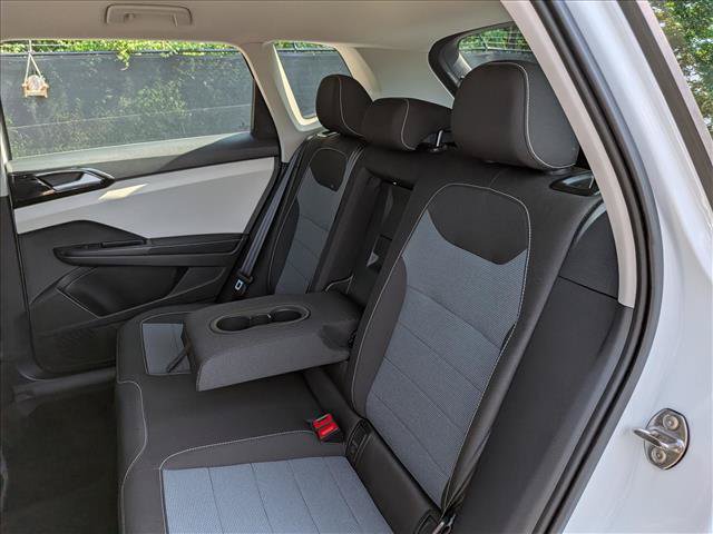 Certified 2025 Volkswagen Taos S FWD image 20