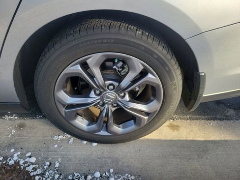 Used 2023 Honda Accord EX image 16