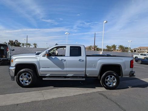 Used 2017 GMC Sierra 2500 SLT image 8
