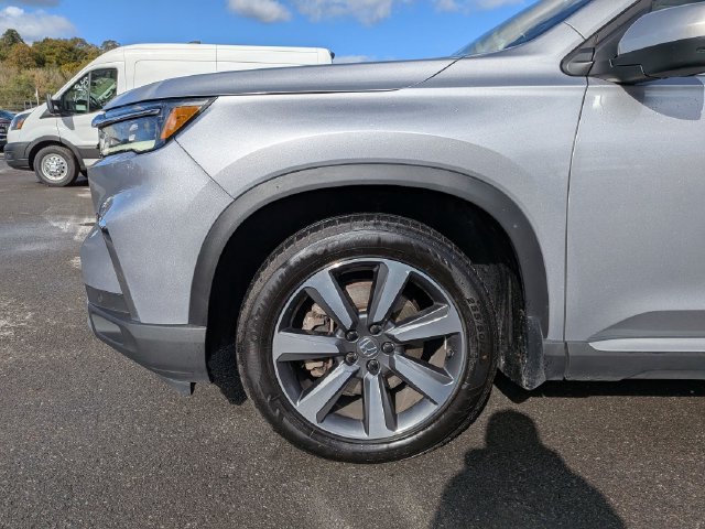 Used 2023 Honda Pilot Touring image 25