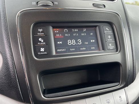 Used 2020 Dodge Journey SE w/ SE Popular Equipment Group image 11