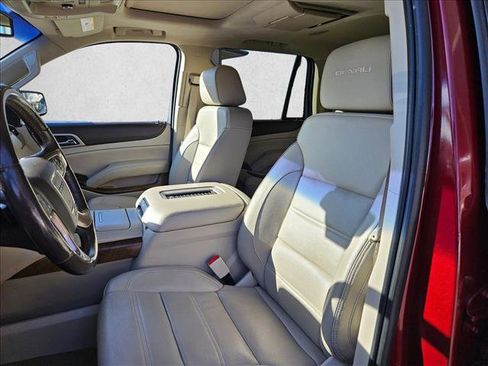 Used 2018 GMC Yukon Denali w/ Denali Ultimate Package image 17