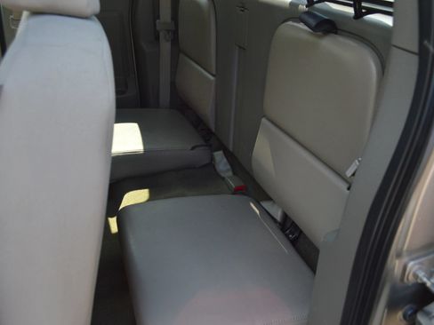Used 2007 Dodge Dakota SLT w/ Trailer Tow Group RWD image 18