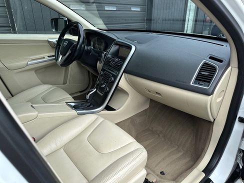 Used 2014 Volvo XC60 3.2 image 19