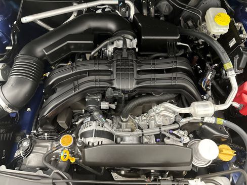 Used 2025 Subaru Crosstrek 2.5i Limited AWD/4WD image 27