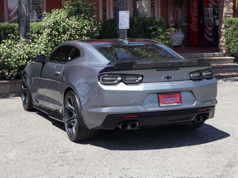 Used 2021 Chevrolet Camaro SS RWD image 6