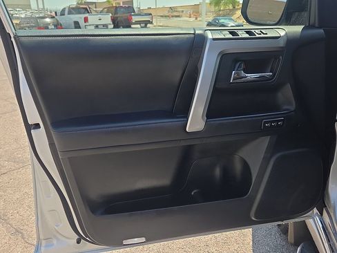 Used 2024 Toyota 4Runner Limited AWD/4WD image 17