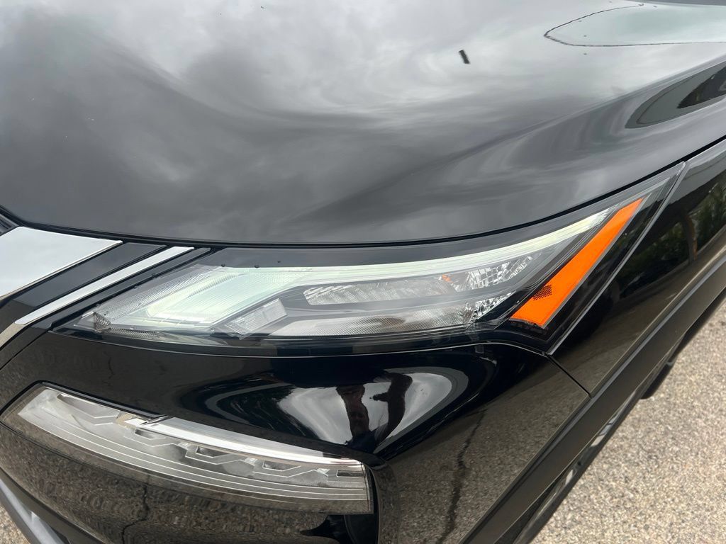 Certified 2023 Nissan Rogue SL AWD/4WD image 31