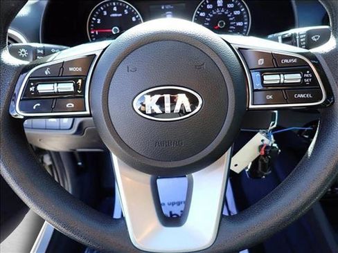 Used 2019 Kia Forte LXS image 13