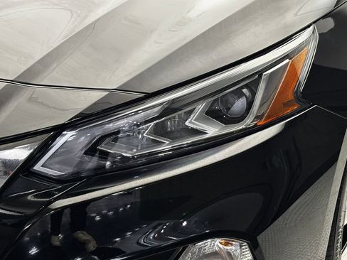 Used 2022 Nissan Altima 2.5 SR AWD/4WD image 3