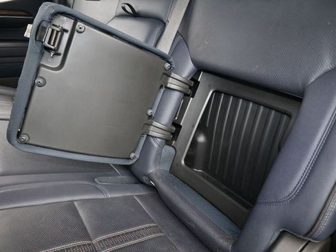 Used 2022 Chevrolet Silverado 1500 High Country image 51