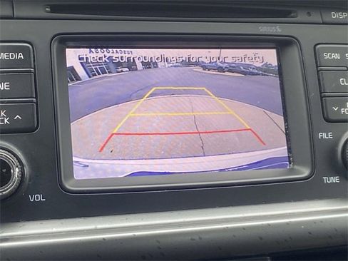 Used 2016 Kia Optima LX image 15