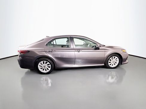 Used 2023 Toyota Camry LE FWD image 11