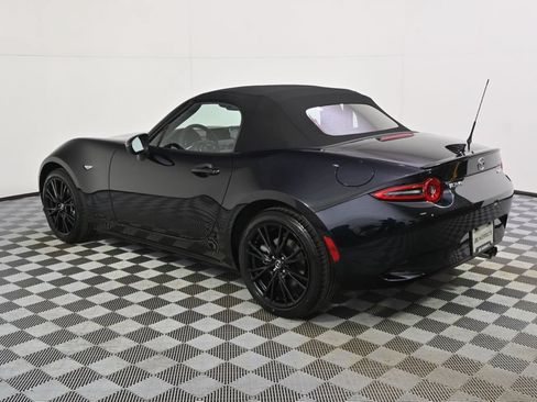 New 2026 MAZDA MX-5 Miata Club w/ Weather Package RWD image 3