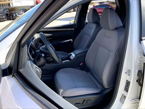 Certified 2023 Hyundai Santa Cruz SEL image 8