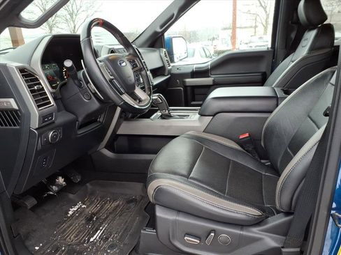 Used 2018 Ford F150 Raptor w/ Equipment Group 802A Luxury image 10