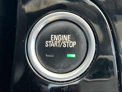 Used 2020 Buick Encore Preferred FWD image 25