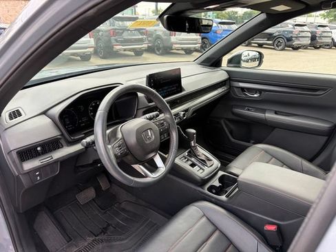 Used 2025 Honda CR-V Sport-L image 2