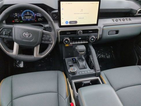 Certified 2025 Toyota Tacoma 4x4 Double Cab Hybrid image 25