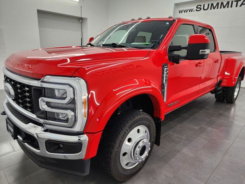 Used 2023 Ford F450 Lariat w/ Lariat Ultimate Package AWD/4WD image 7