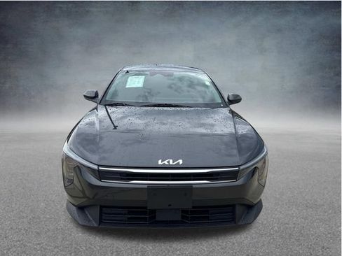 Used 2025 Kia K4 FWD image 2