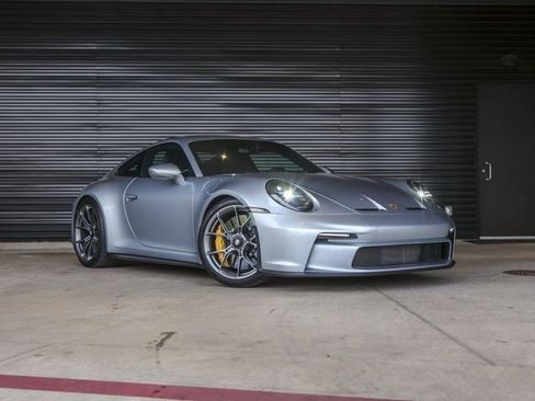 Certified 2022 Porsche 911 GT3 RWD image 8