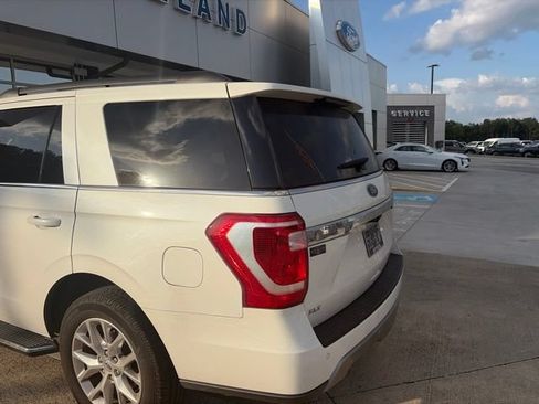 Used 2021 Ford Expedition XLT AWD/4WD image 7
