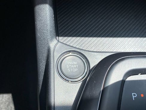 Used 2025 Kia K4 FWD image 17